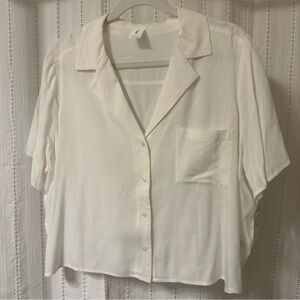 NWT! Abound Cropped White Button-Down Shirt